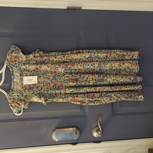 Floral print ruffle sleeve dress